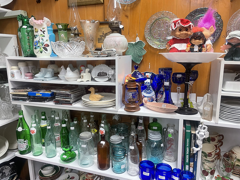 Glassware Collectibles Berlin Maryland